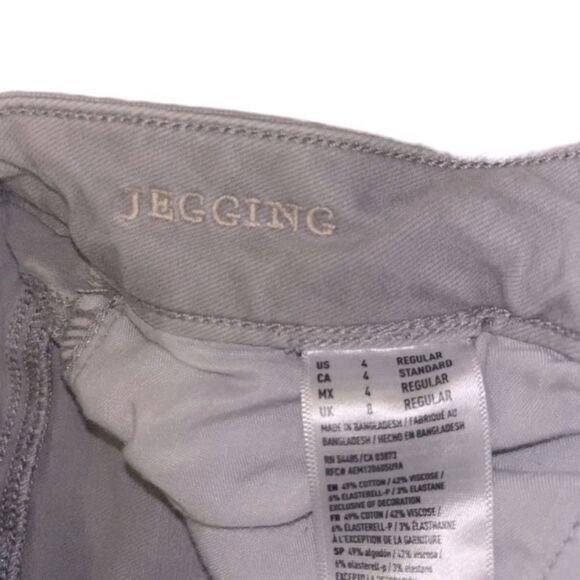 American Eagle Distressed Super Stretch X Jeggings In Light Gray - Picture 5 of 7